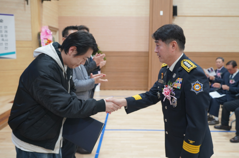 Nepes’ Oh Jun-sik Receives Commendation from Fire Commissioner on Firefighting Day 이미지1